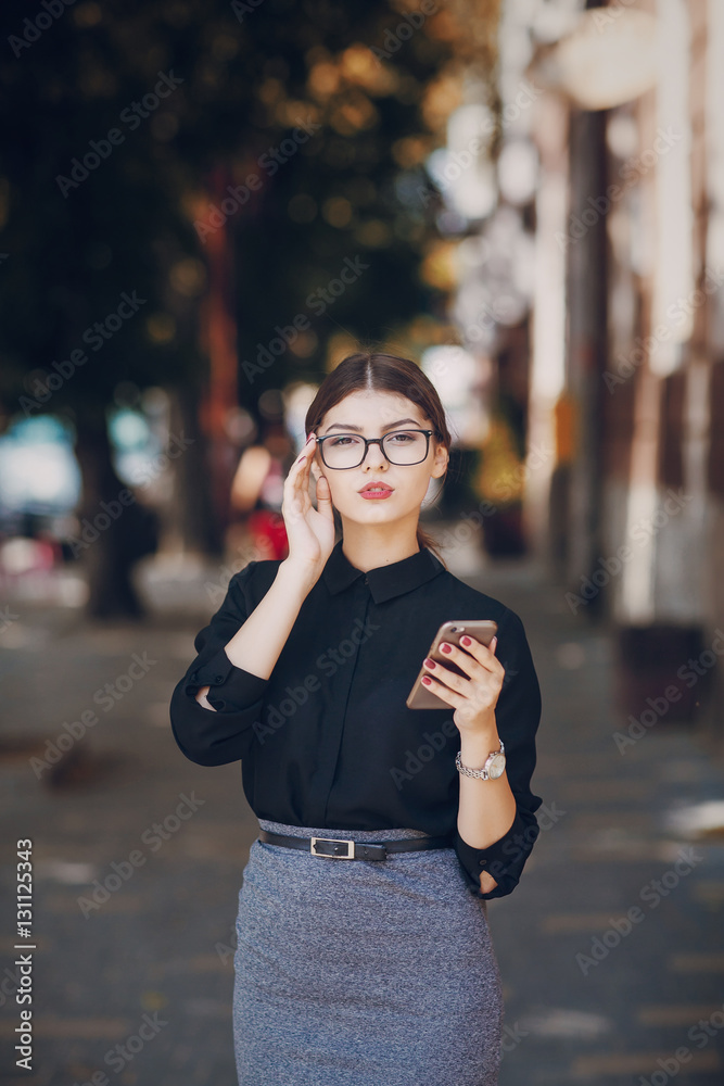 Fototapeta premium beautiful brunette with glasses