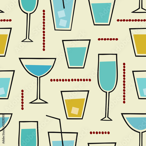 Modern seamless pattern with cocktail drinks.