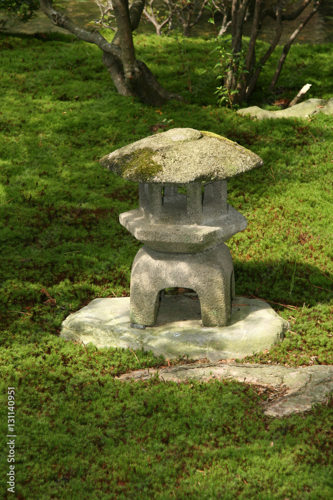 Zen Garden - Imperial Palace, Kyoto, Japan Zen Garden - Imperial Palace, Kyoto, Japan