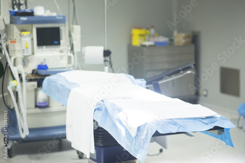 Hospital surgery bed
