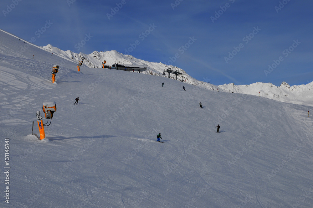 Austria: Wintersportler in Sölden
