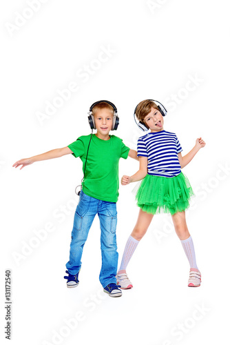 dancing children