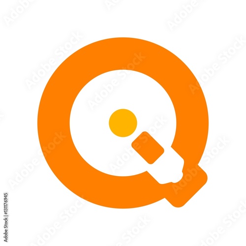 i and q logo. bulb lamp logo vector.