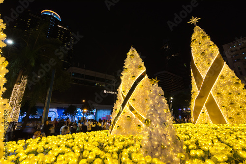 BANGKOK, THAILAND - DECEMBER 24, 2016 : Centralworld shopping ma photo