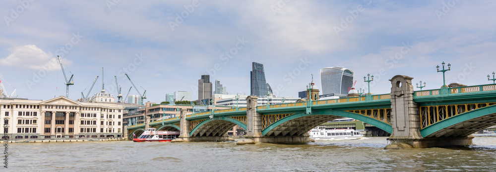 London, United Kingdom – August 17: Amazing view on the river Thames