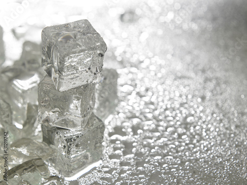 wet ice cubes