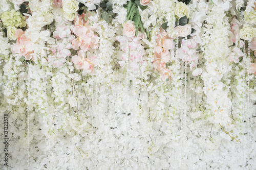 Fotografi wedding backdrop with flower and wedding decoration