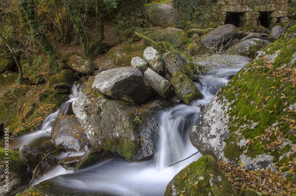 Cascada en Muiños de Barosa - Pontevedra