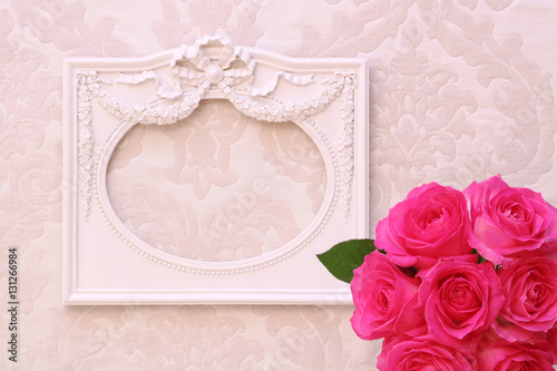 Cute and shabby chic frame with bouquet of pink roses on ivory fabric background,フォトフレームと薔薇のブーケ © nana77777