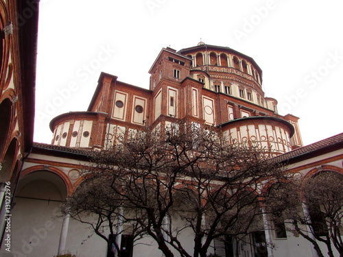 Stata Maria delle grazie in inverno - Milano photo