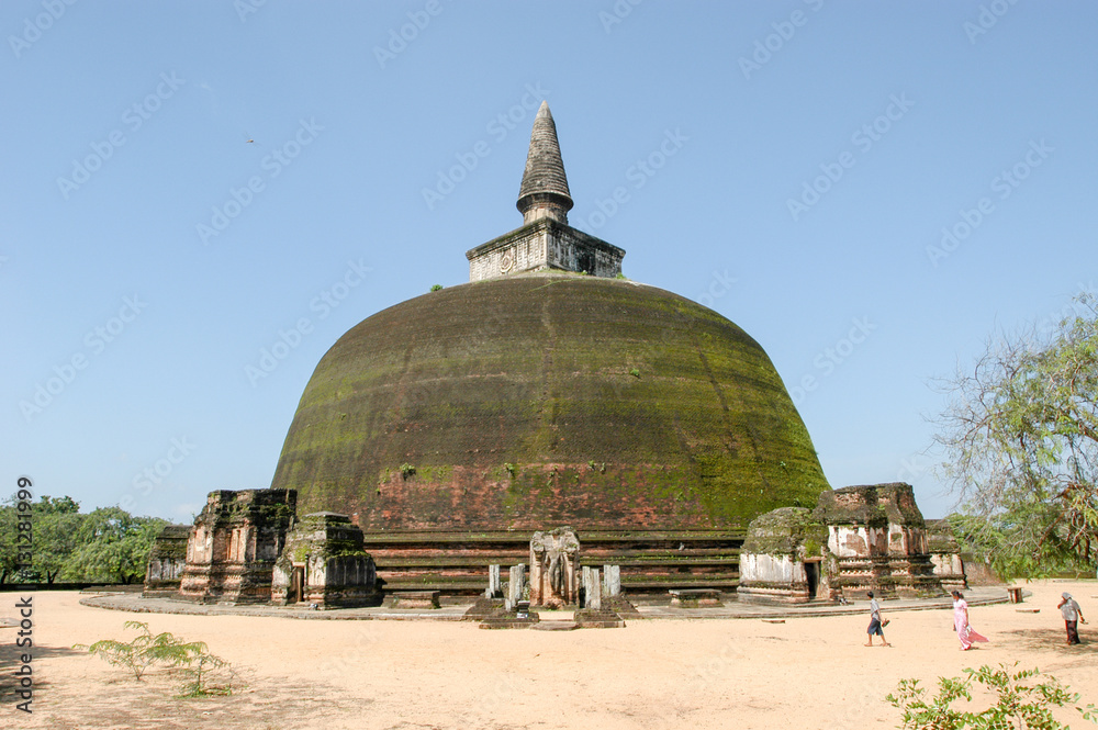 Shiva Devale stupa of Polonnaruwa ruin Unesco world heritage
