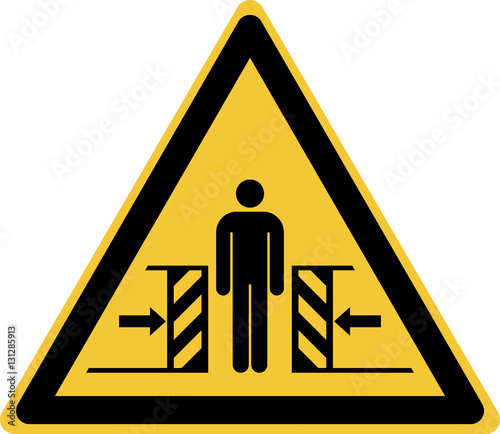 ISO 7010 W019 Warning; Crushing