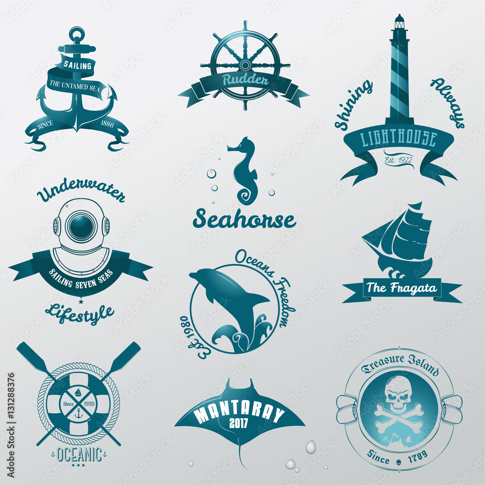 Obraz premium Set of nautical emblems an logos
