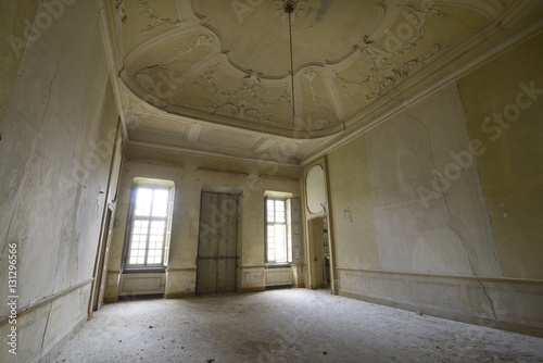 Urbex, old abandoned room with windows