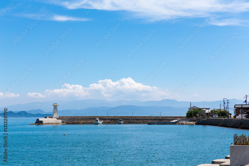 Akinada Tobishima Kaido( islands in Inland Sea of Seto are connected at a bridge.) Akinada Tobishima Kaido( islands in Inland Sea of Seto are connected at a bridge.)