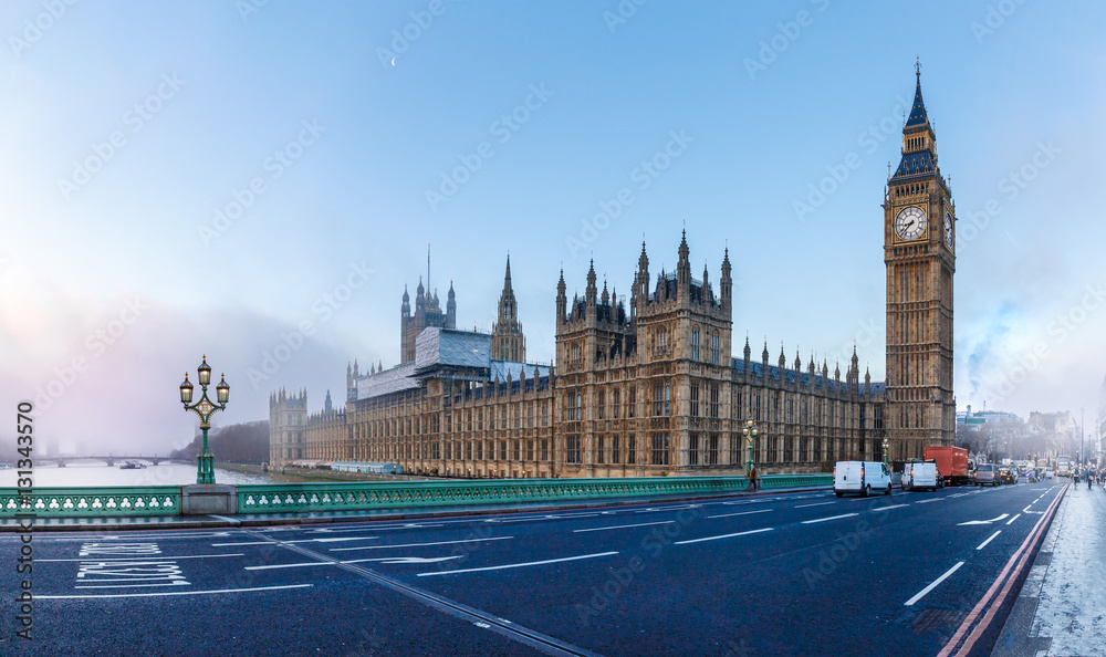 Naklejka premium Panorama of Houses of Parliament in winter morning, London