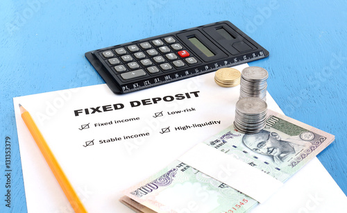 Bilde på lerret Benefits of fixed deposit, an investment option, concept highlighted by listing the advantages