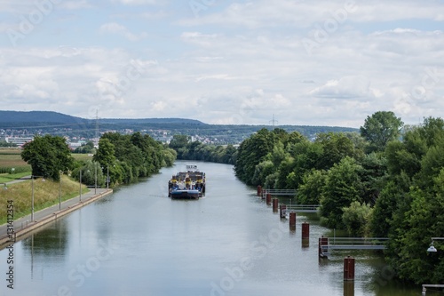 Frachter auf Main-Donau-Kanal © pusteflower9024