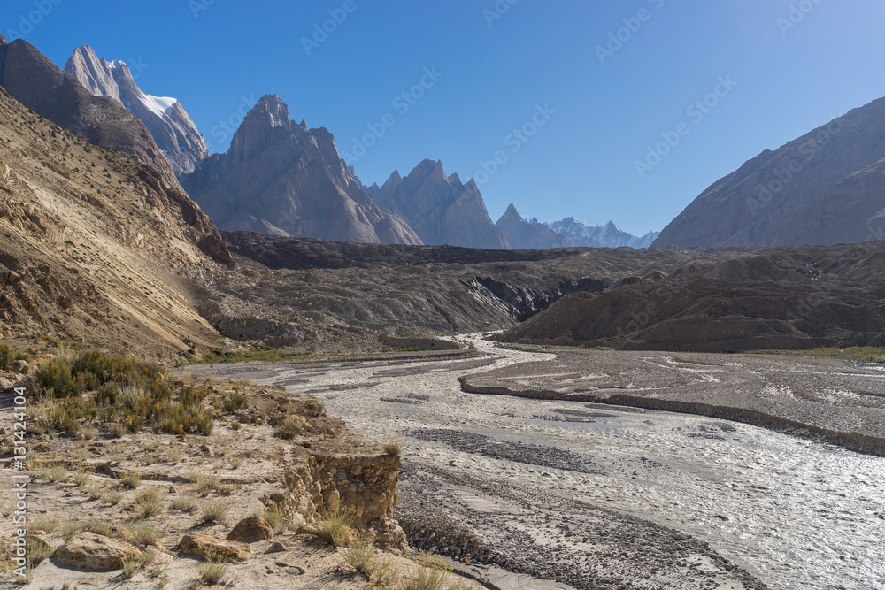 Obraz premium River from Baltoro glacier, Trango tower background, K2 trek, Pa