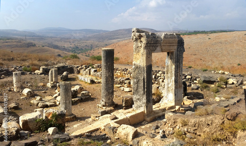  synagogue ruins at Mount Arbel photo