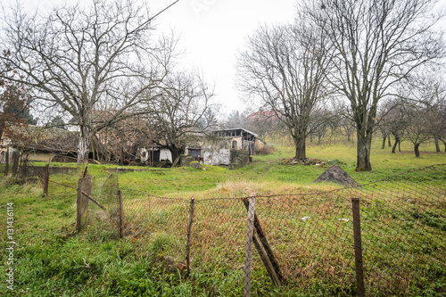 abandoned house photo