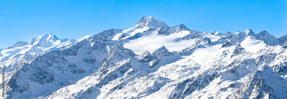 Obraz premium Panorama: Österreichische Alpen im Winter
