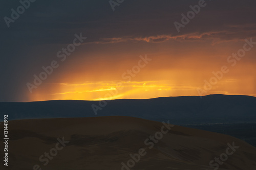 Tormenta en el desierto de Merzouga, Marruecos © DiegoCalvi