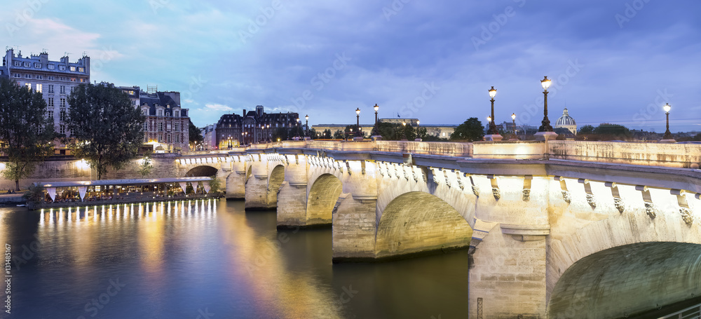 Obraz premium Paris - Pont Neuf 