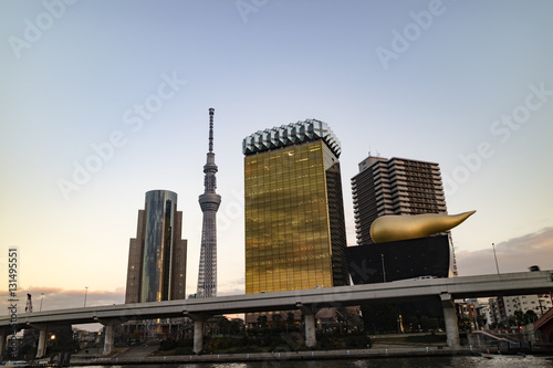sumida ward city hall, asahi beer tower, asahi beer © kenstock