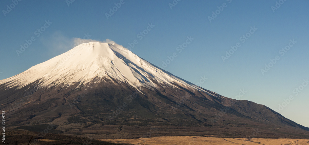 世界遺産「富士山」（山中湖 パノラマ台からの風景）