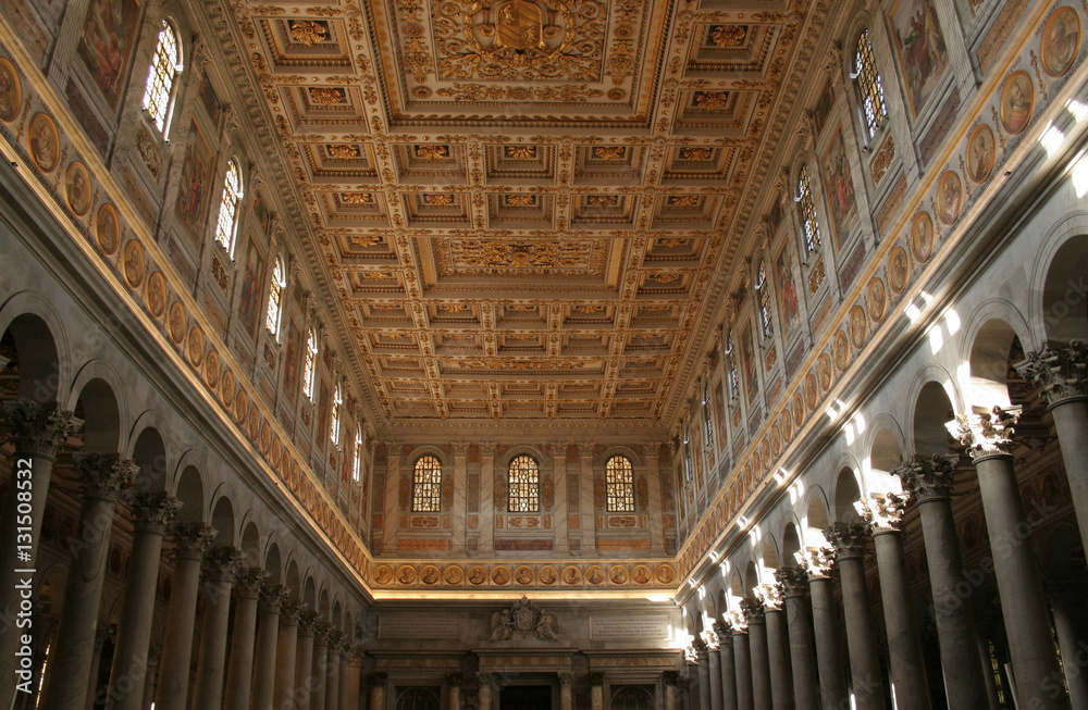 Obraz premium Soffitto interno chiesa - Architettura classica