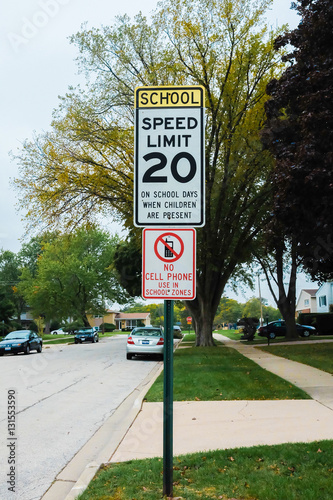 School 20 mph speed limit sign