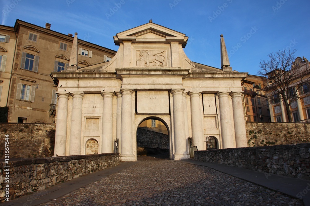 Porta San Giacomo, Bergamo alta, Italia