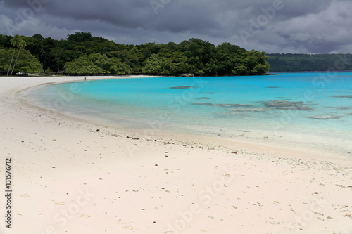 Fototapeta Naklejka Na Ścianę i Meble -  White sands-blue green water-Champagne beach. Espiritu Santo island-Vanuatu. 7364