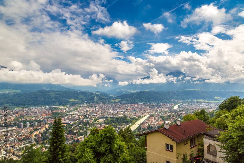 Fototapeta premium Panoramic view of Innsbruck