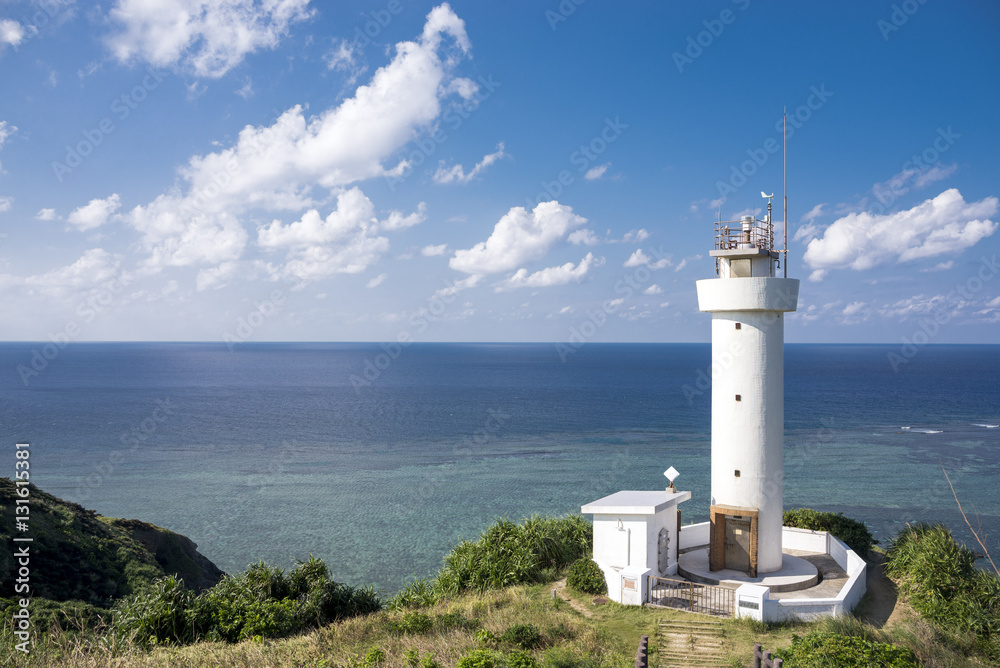 石垣島の平久保崎と灯台 石垣島の平久保崎と灯台