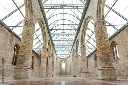 Church with a glass roof built under architecture.