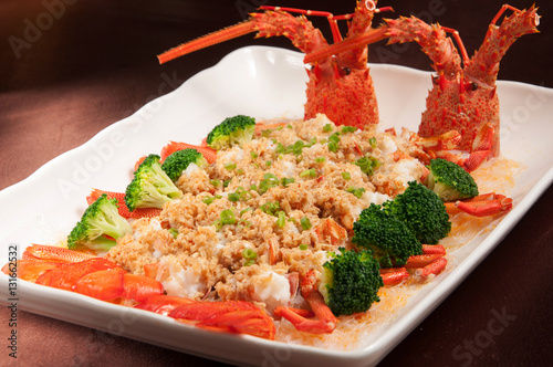 Garlic fans steamed lobster