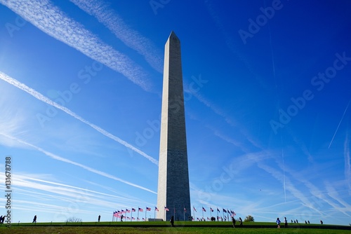 Washington Monument at Noon © Scott
