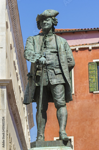 Statue of Carlo Goldoni © tverkhovynets