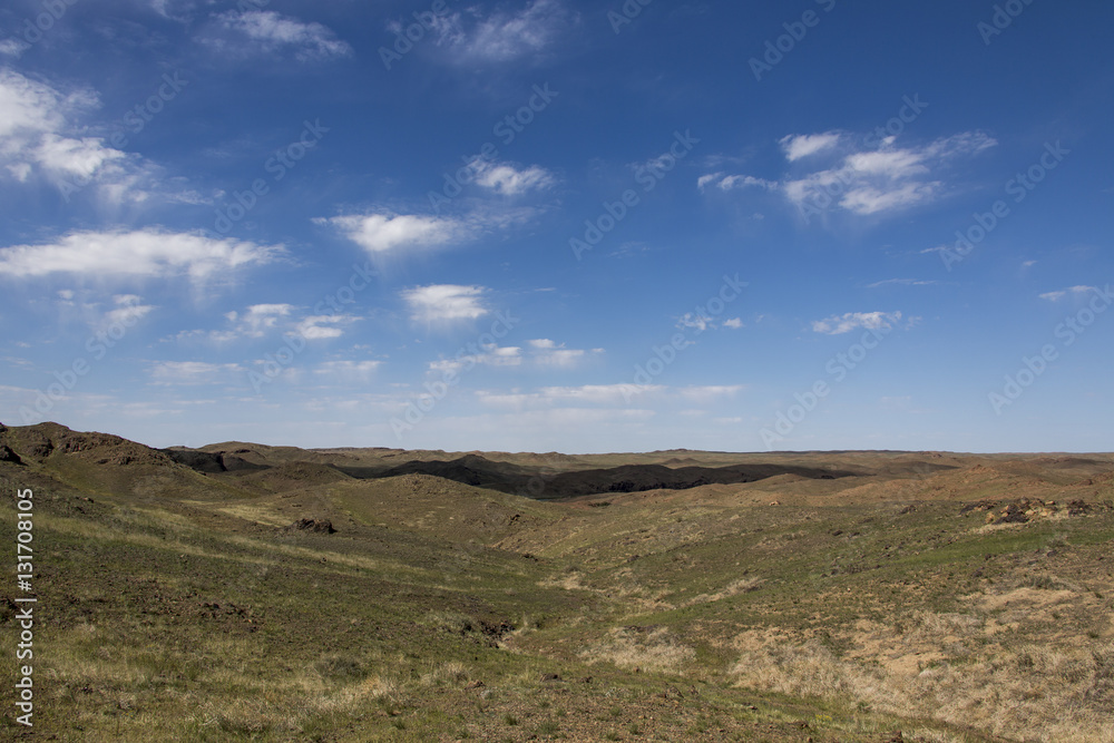 Die Hügellandschaft der südlichen Mongolei - Wüste Gobi