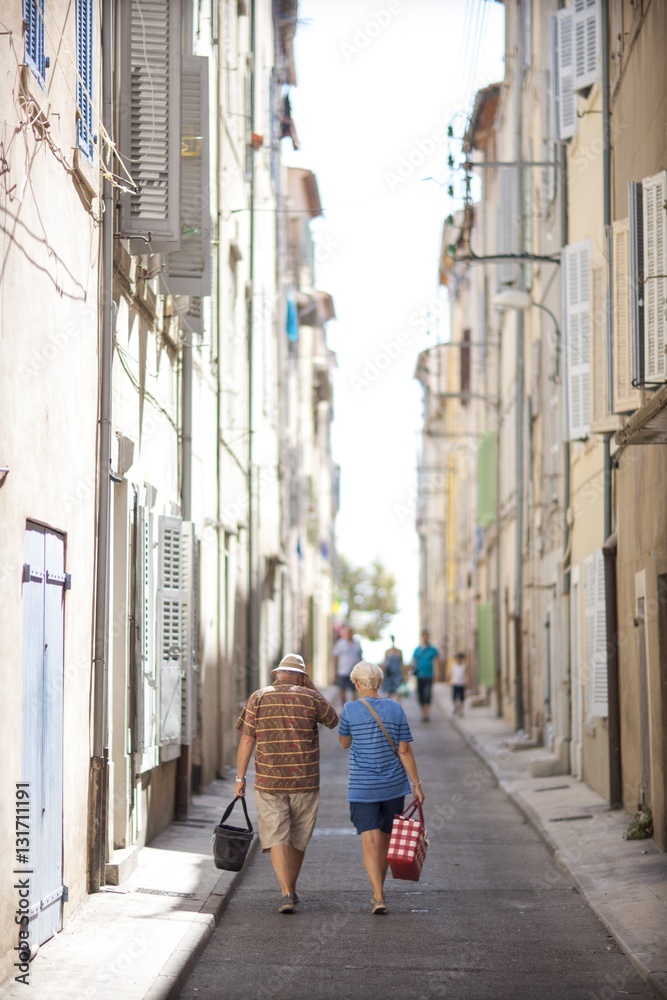 Dans les rues de Marseille Dans les rues de Marseille