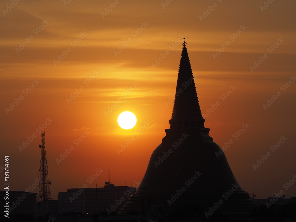 Obraz premium Phrapathom Chedi