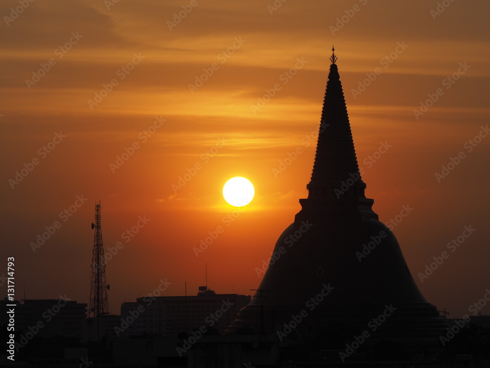 Obraz premium Phrapathom Chedi