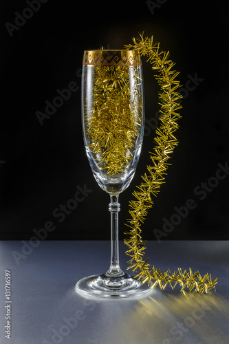 Wine glass with tinsel