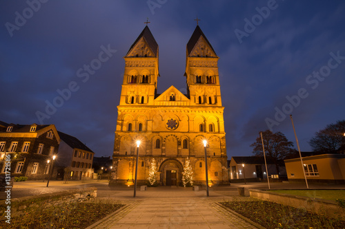 liebfrauen church andernach germany in the evening