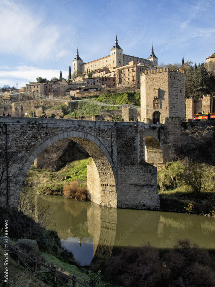 Toledo Puente de Alcantara y Alcazar