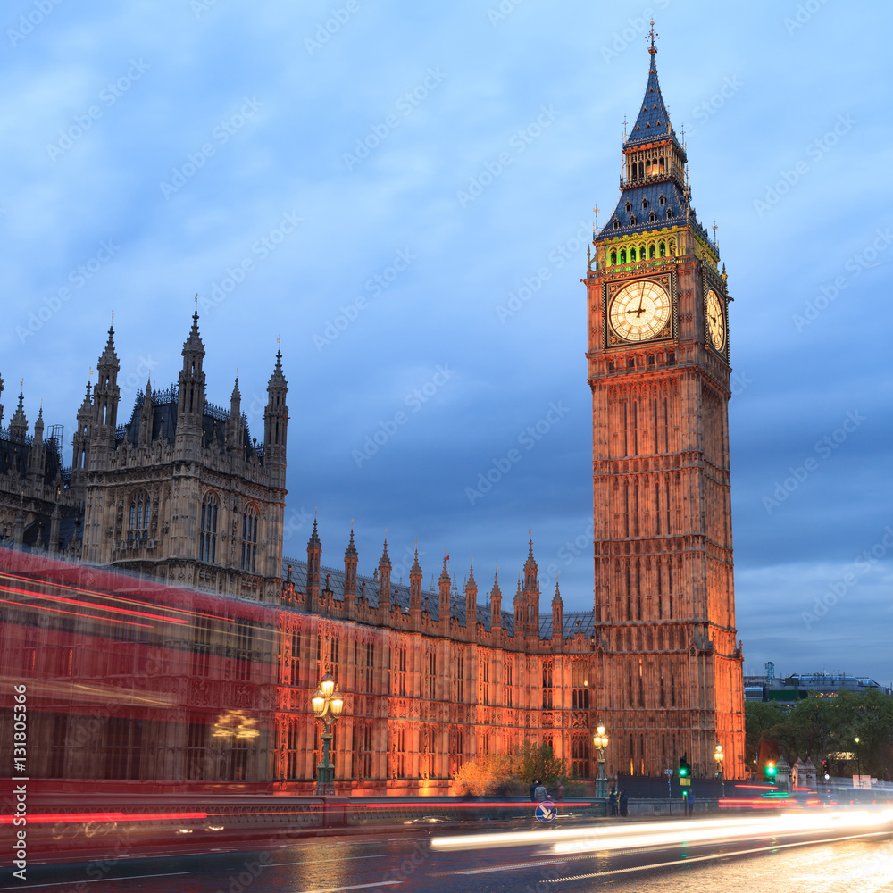 Obraz premium Big Ben and house of parliament at twilight, London, UK.