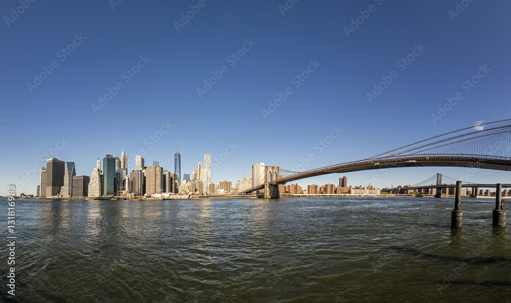 manhattan skyline seen from Brooklyn side