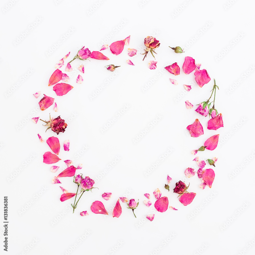 Round frame of roses flowers isolated on white background, Flat lay, Top view